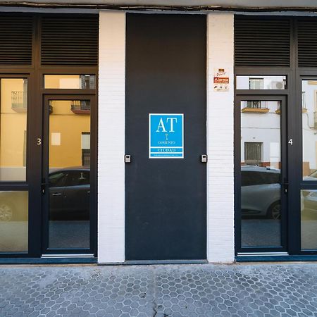 סביליה New Hostly Alameda Apartments מראה חיצוני תמונה